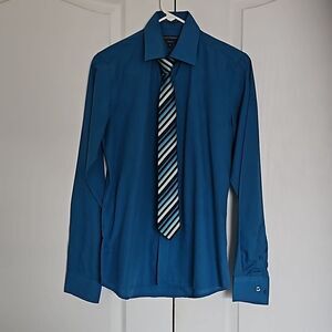 Vroom & Dreesmann Men's Button Down Long Sleeves Shirt With Tie Small Blue